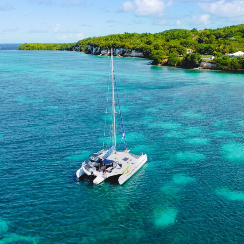 a small boat in a body of water